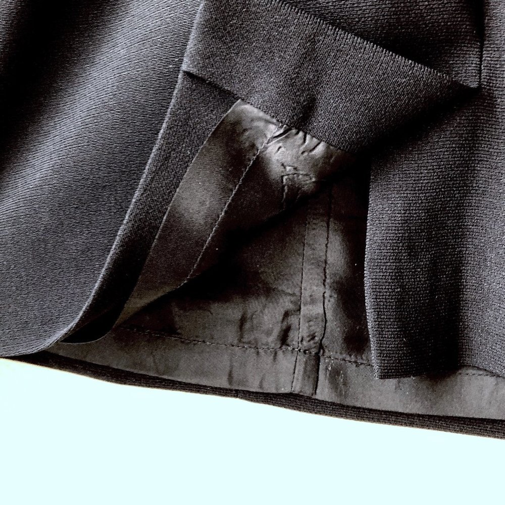 Liz Claiborne peekaboo-back dress - Picture 6 of 7